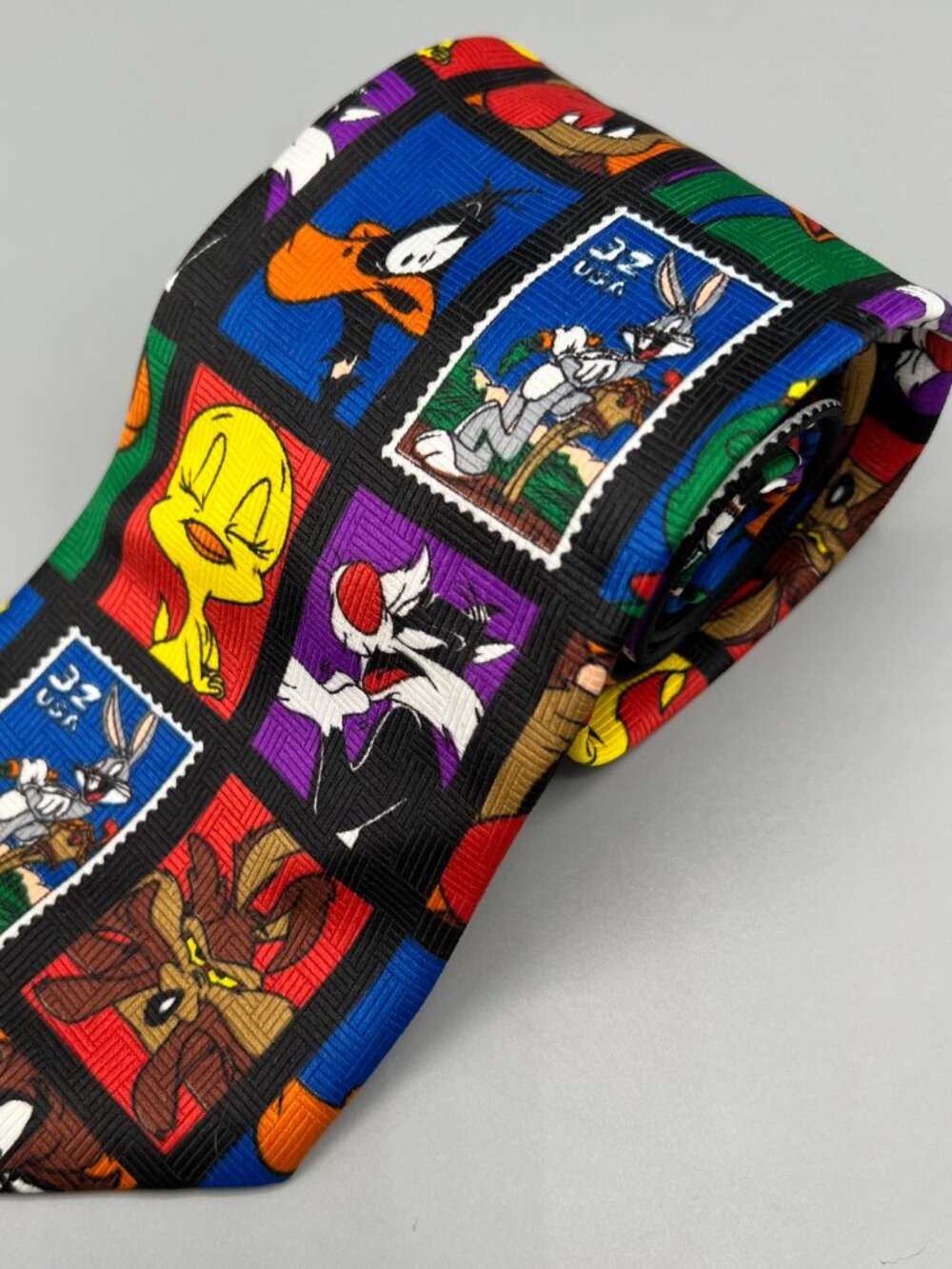 Vintage 90s NWT Deadstock Looney Tunes X Postal Service Stamp Collection Necktie